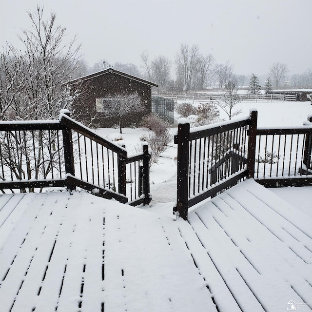 5015 Piehl Rd, Ottawa Lake, MI 49267 - view of snow covered deck