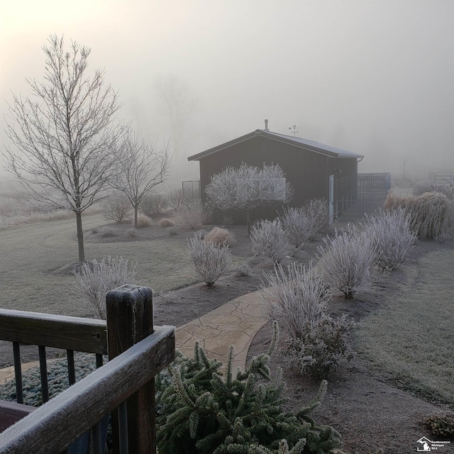 5015 Piehl Rd, Ottawa Lake, MI 49267 - view of yard