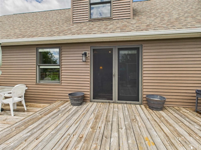5015 Piehl Rd, Ottawa Lake, MI 49267 - view of wooden terrace