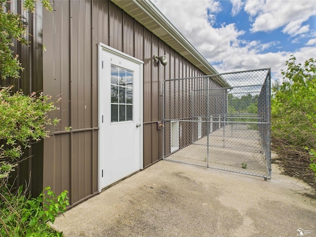 5015 Piehl Rd, Ottawa Lake, MI 49267 - view of gate