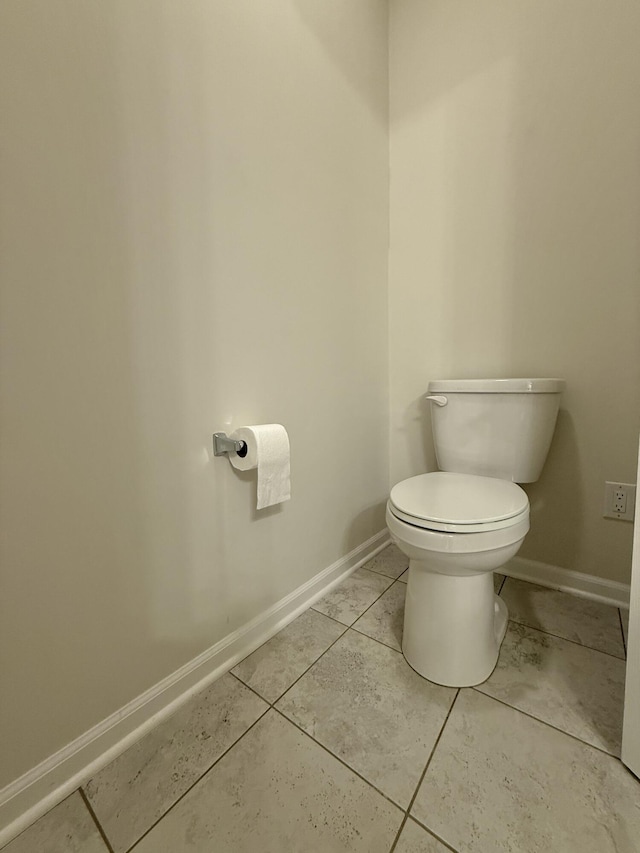 2763 Polson St, Ann Arbor, MI 48105 - bathroom with toilet and baseboards