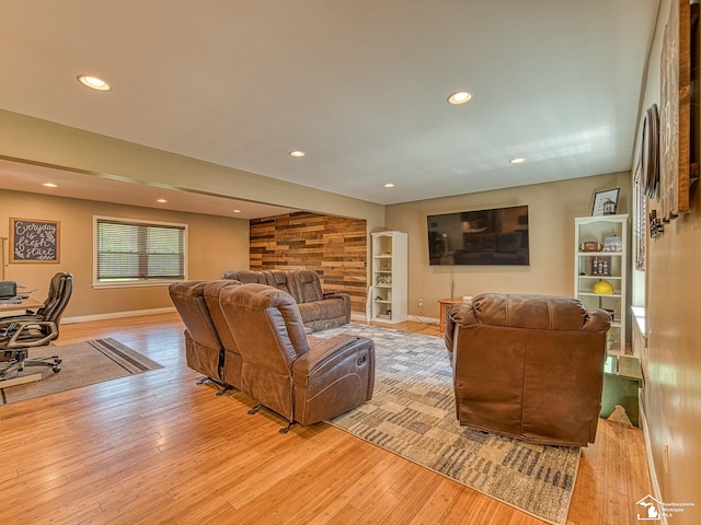 2755 W Samaria Rd, Temperance, MI 48182 - living room featuring light wood-style flooring, baseboards, recessed lighting, and an office area