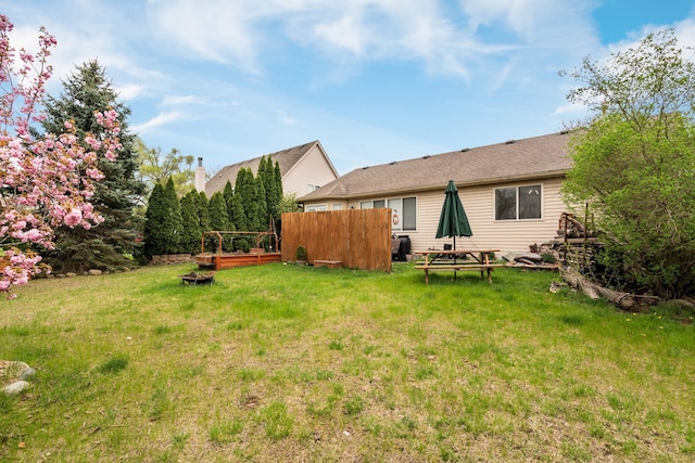 47697 Barclay Ct, Shelby Twp, MI 48317 - view of rear view of property
