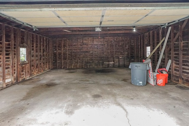 620 2nd Ave, Pontiac, MI 48340 - view of garage