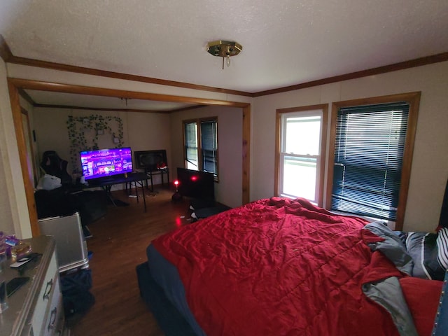 1814 Jasmine Ave, Flint, MI 48503 - bedroom with wood finished floors and crown molding