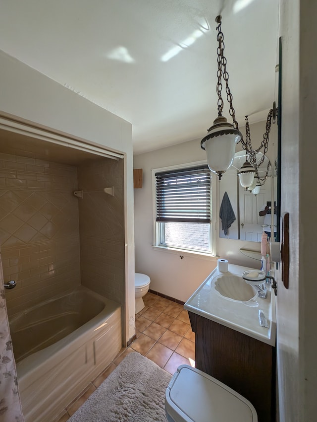 9864 E Outer Dr, Detroit, MI 48224 - bathroom with toilet, tile patterned flooring, baseboards, vanity, and shower / tub combination