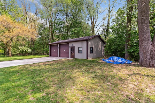 204 Crockett Dr, Quincy, MI 49082 - view of detached garage