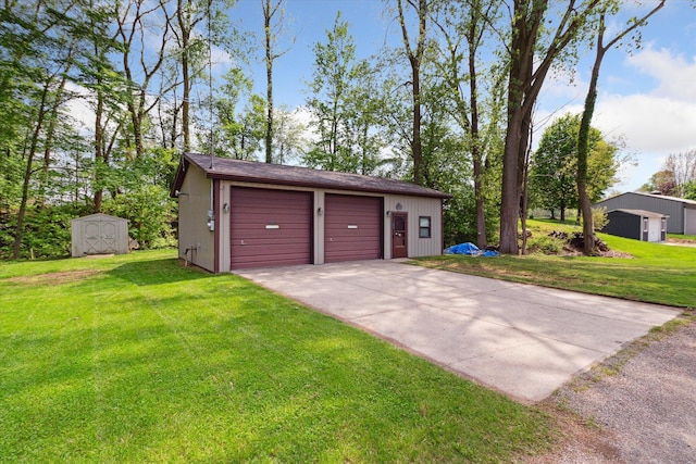 204 Crockett Dr, Quincy, MI 49082 - view of detached garage