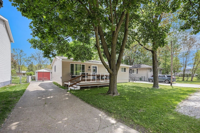 44080 Davis, Utica, MI 48317 - view of front of house featuring a wooden deck