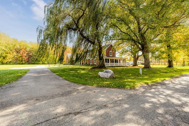 3694 Kerlikowske Rd, Coloma, MI 49038 - view of front of home featuring a front lawn
