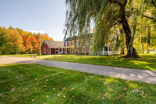 3694 Kerlikowske Rd, Coloma, MI 49038 - view of front of home featuring a front lawn
