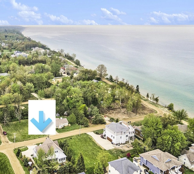 7251 E Beach Dr, South Haven, MI 49090 - bird's eye view of a nearby body of water