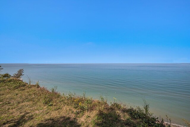 7251 E Beach Dr, South Haven, MI 49090 - water view