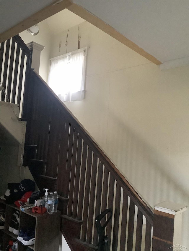 508 N Roosevelt Austin Ave, Saginaw, MI 48607 - view of staircase