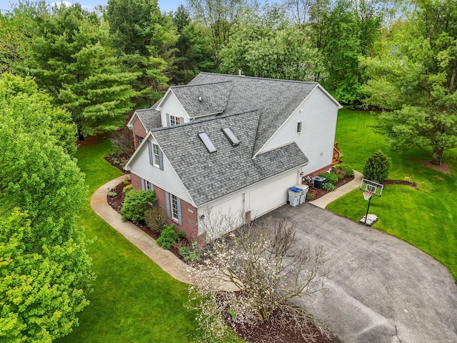aerial view of property and surrounding area