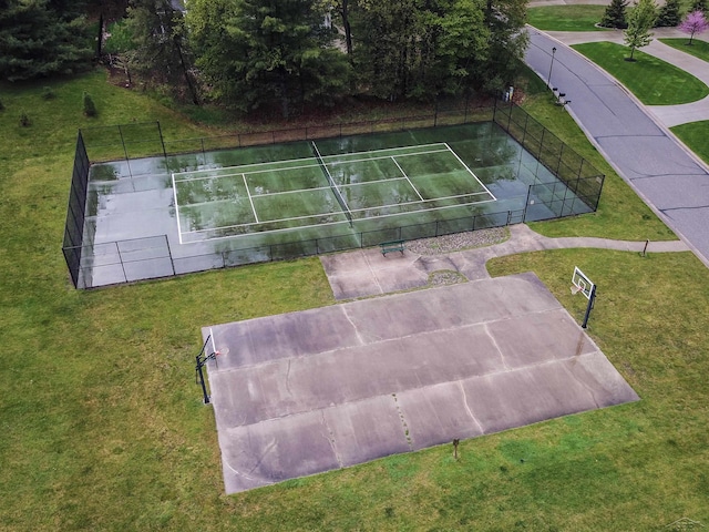 5007 Bristlecone Dr, Midland, MI 48642