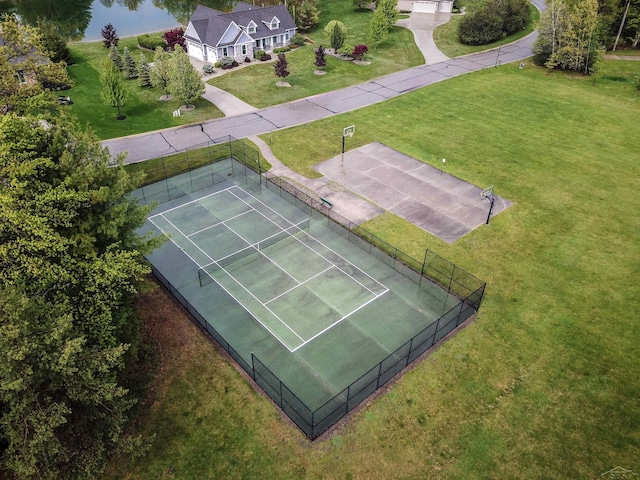 5007 Bristlecone Dr, Midland, MI 48642