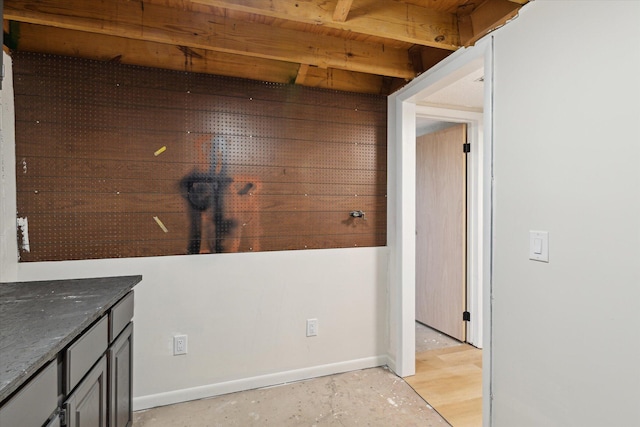 5082 Patland Dr, Kalamazoo, MI 49009 - interior space with baseboards