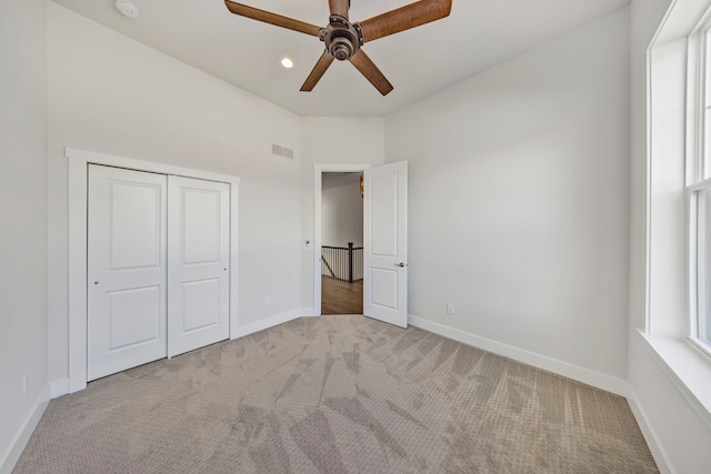 5636 Suffolk Ct, West Bloomfield, MI 48322 - unfurnished bedroom featuring carpet, baseboards, a closet, a ceiling fan, and recessed lighting