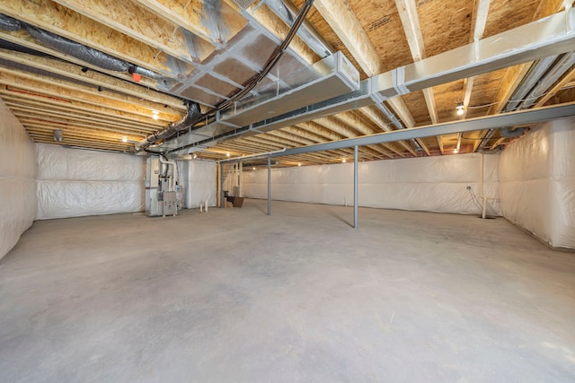 5636 Suffolk Ct, West Bloomfield, MI 48322 - unfinished below grade area featuring heating unit