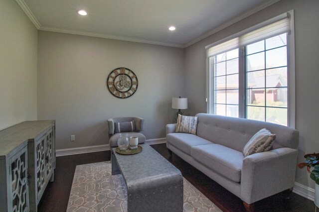 194 W Reed Lk, Commerce Twp, MI 48390 - living area featuring baseboards, recessed lighting, crown molding, and dark wood finished floors