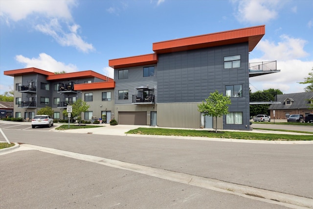 293 N 2nd St, Brighton, MI 48116 - view of building exterior