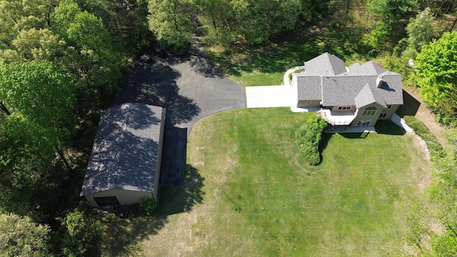 aerial view of property and surrounding area