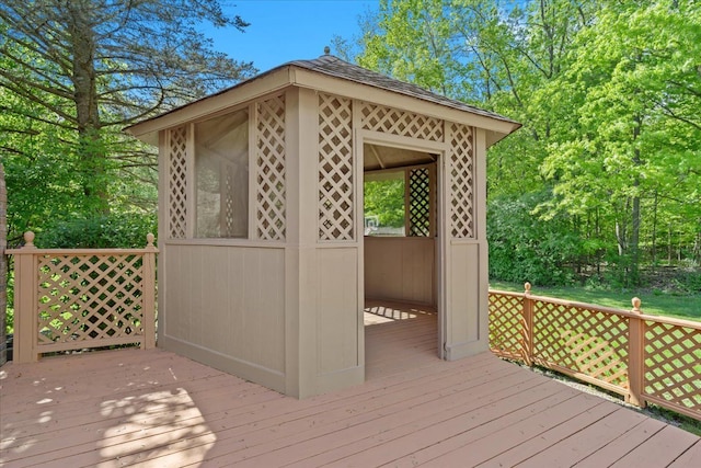 46890 Cider Mill Dr, Novi, MI 48374 - view of wooden terrace