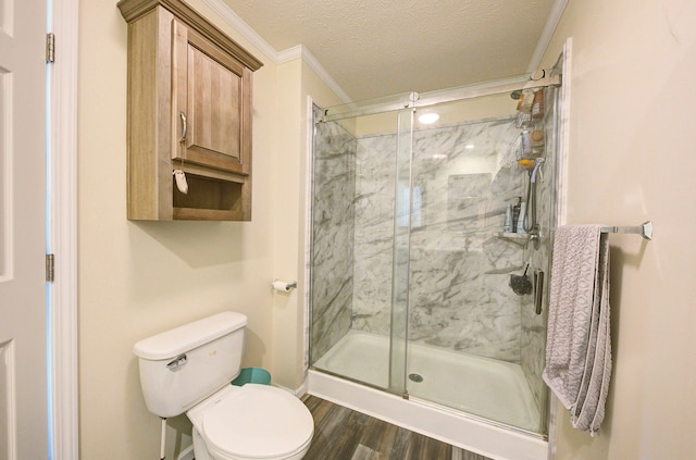 6418 Apple Way, Fenton, MI 48430 - full bathroom with crown molding, a marble finish shower, toilet, wood finished floors, and a textured ceiling