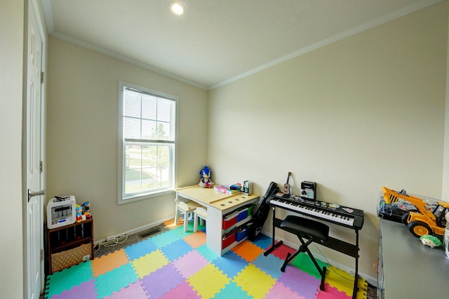 6418 Apple Way, Fenton, MI 48430 - recreation room featuring baseboards and ornamental molding