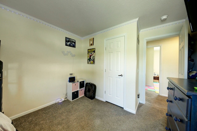 6418 Apple Way, Fenton, MI 48430 - bedroom featuring ornamental molding, carpet flooring, baseboards, and a textured ceiling