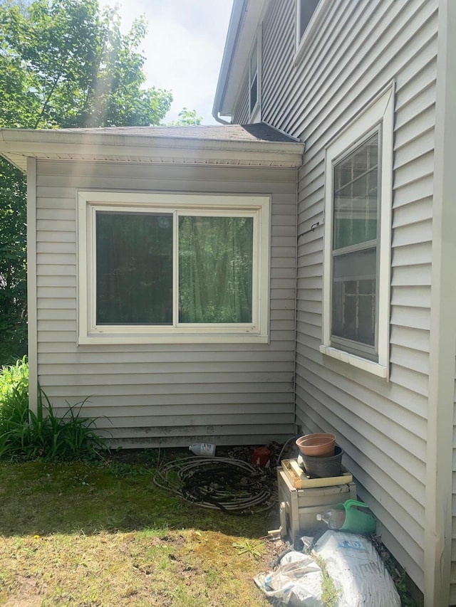 view of property exterior