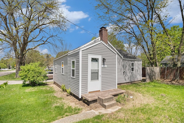 2335 Holmes Rd, Ypsilanti, MI 48198 - view of outdoor structure with an outbuilding