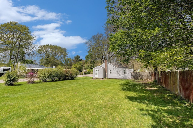 2335 Holmes Rd, Ypsilanti, MI 48198 - view of yard with an outdoor structure