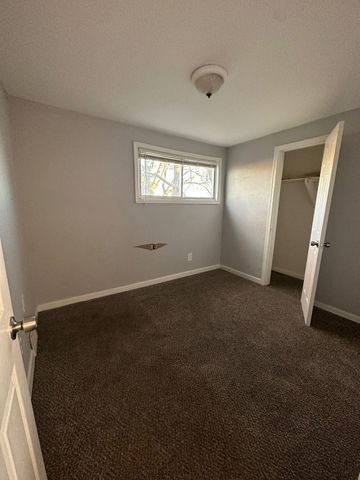 12936 Winthrop St, Detroit, MI 48227 - photo 7
