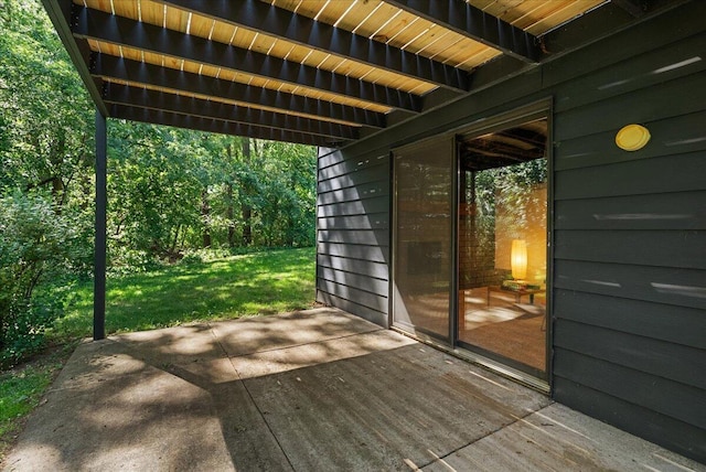 7044 Cascade Rd SE, Grand Rapids, MI 49546 - deck featuring a patio and a yard