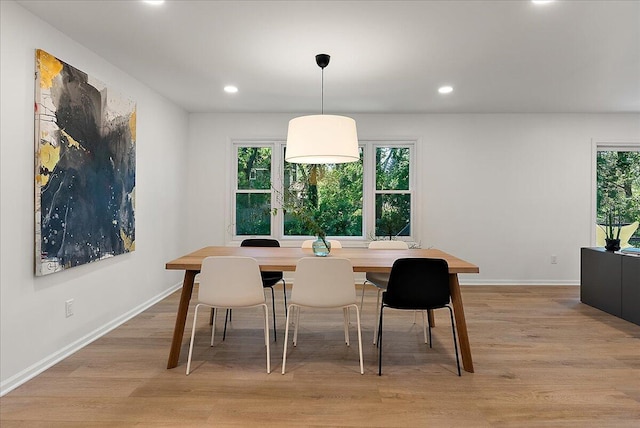 7044 Cascade Rd SE, Grand Rapids, MI 49546 - dining area with light wood-style floors and recessed lighting