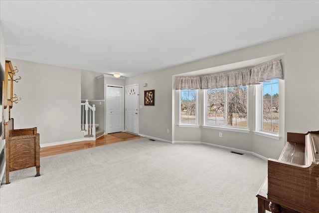 9009 N Pheasant Ridge Ln, Saline, MI 48176 - unfurnished room with carpet floors, plenty of natural light, and baseboards