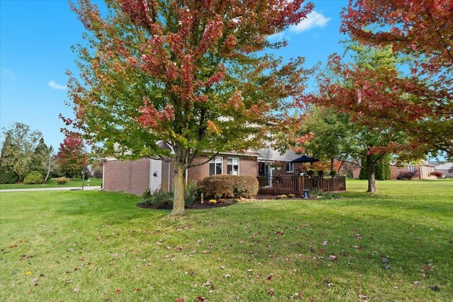 9009 N Pheasant Ridge Ln, Saline, MI 48176 - view of grassy yard