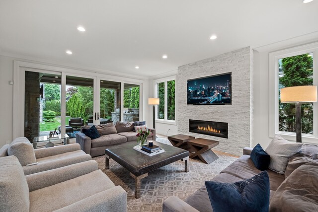628 Watkins St, Birmingham, MI 48009 - living area featuring a fireplace and recessed lighting