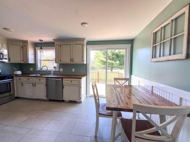 586 Holiday Dr, Bellaire, MI 49615 - photo 11