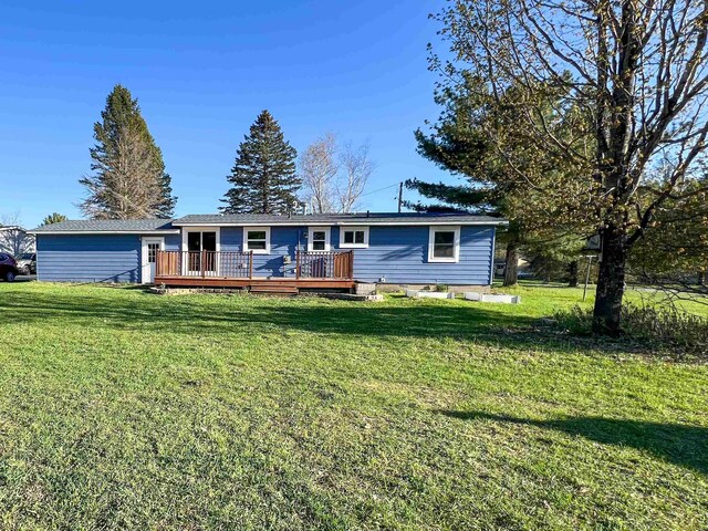 586 Holiday Dr, Bellaire, MI 49615 - photo 30
