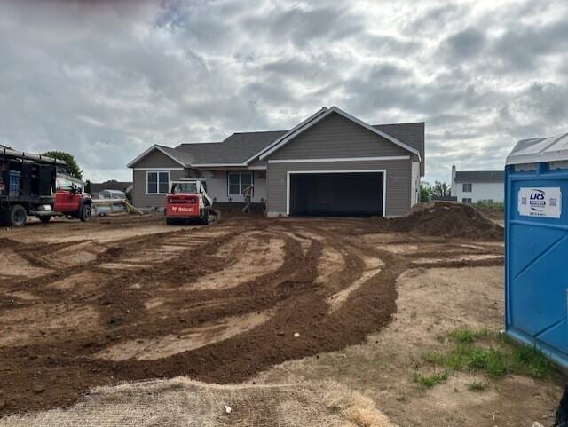 2421 Darah St, Niles, MI 49120 - ranch-style house with a garage