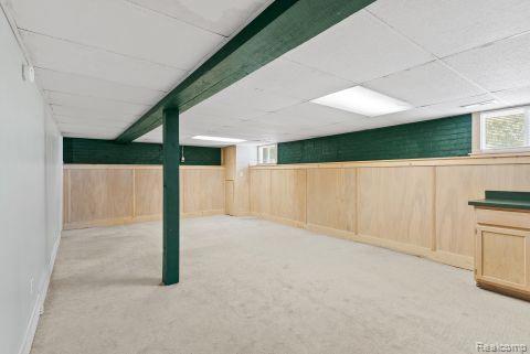110 N 1st St, Holly, MI 48442 - photo 37