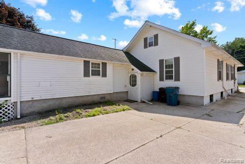 110 N 1st St, Holly, MI 48442 - photo 48