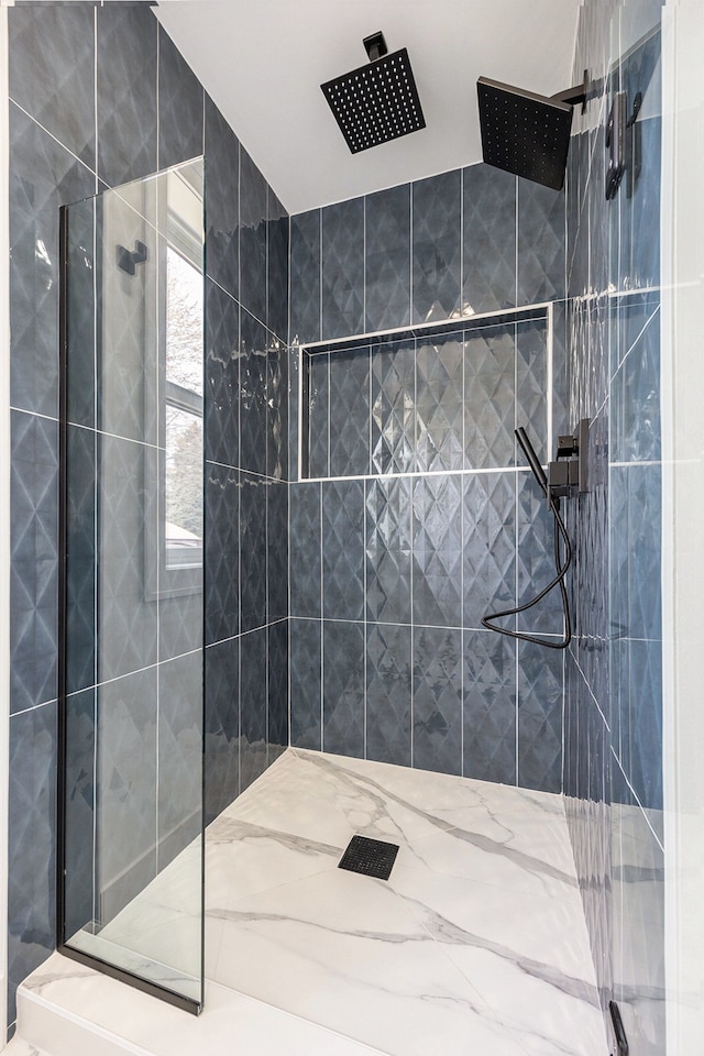 38501 Winkler St, Harrison Township, MI 48045 - bathroom with a tile shower