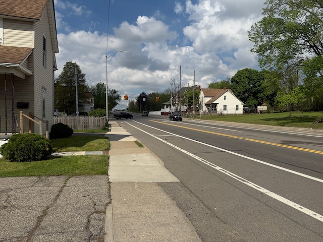353 N Perry St, Pontiac, MI 48342