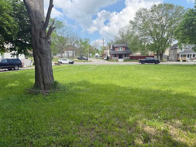 353 N Perry St, Pontiac, MI 48342
