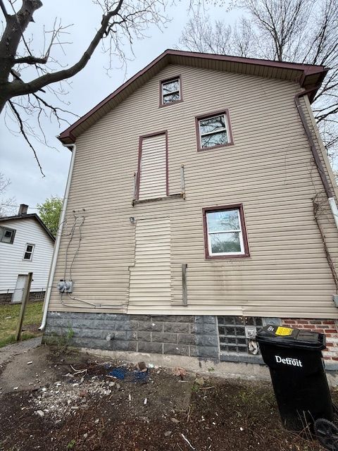 15779 Alden St, Detroit, MI 48238 - view of side of home