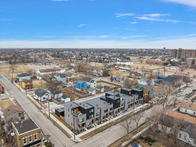 3313 Cochrane St, Detroit, MI 48208 - aerial view